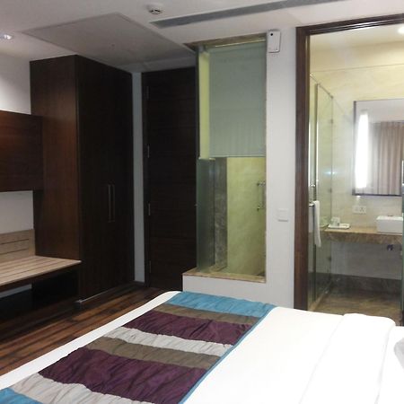 La Sagrita Hotell New Delhi Rum bild